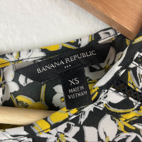 Banana Republic Yellow Floral Mesh Blouse - Picture 5 of 6